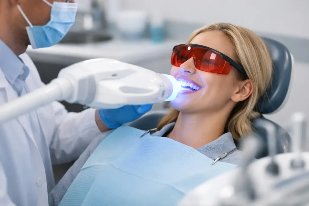 Bleaching beim Zahnarzt - was bringt es?
